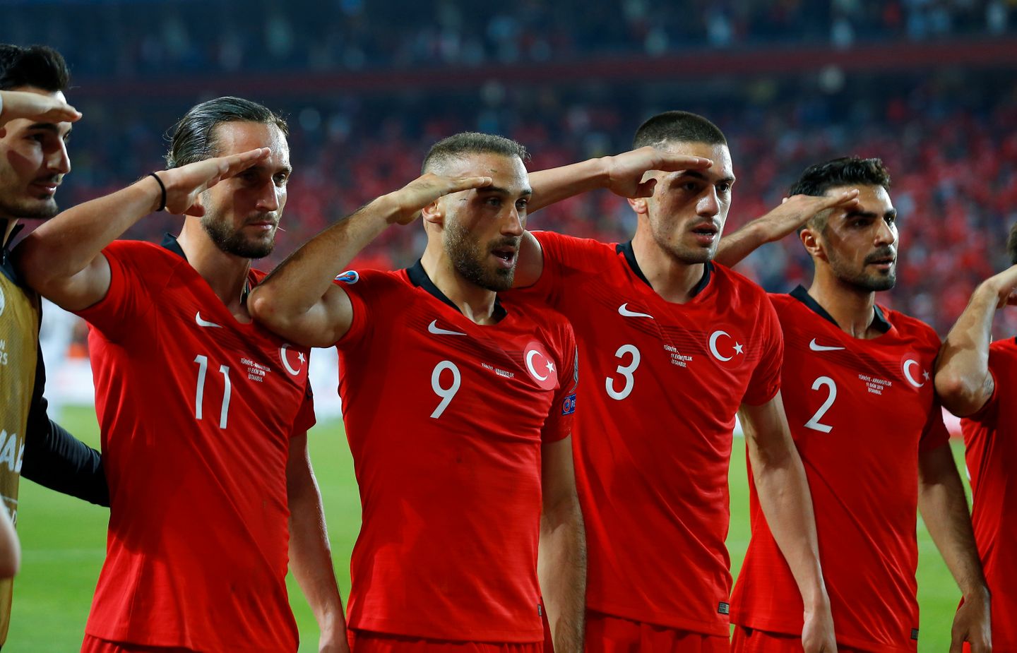 Tyrkia-spillerne kan bli straffet for militær-feiring